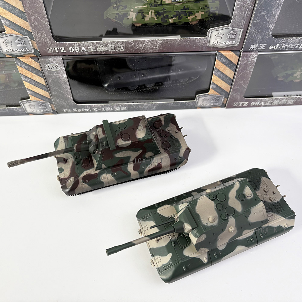 1/72 scale German E-100 heavy  - огляд і ціна Model Kit Tank