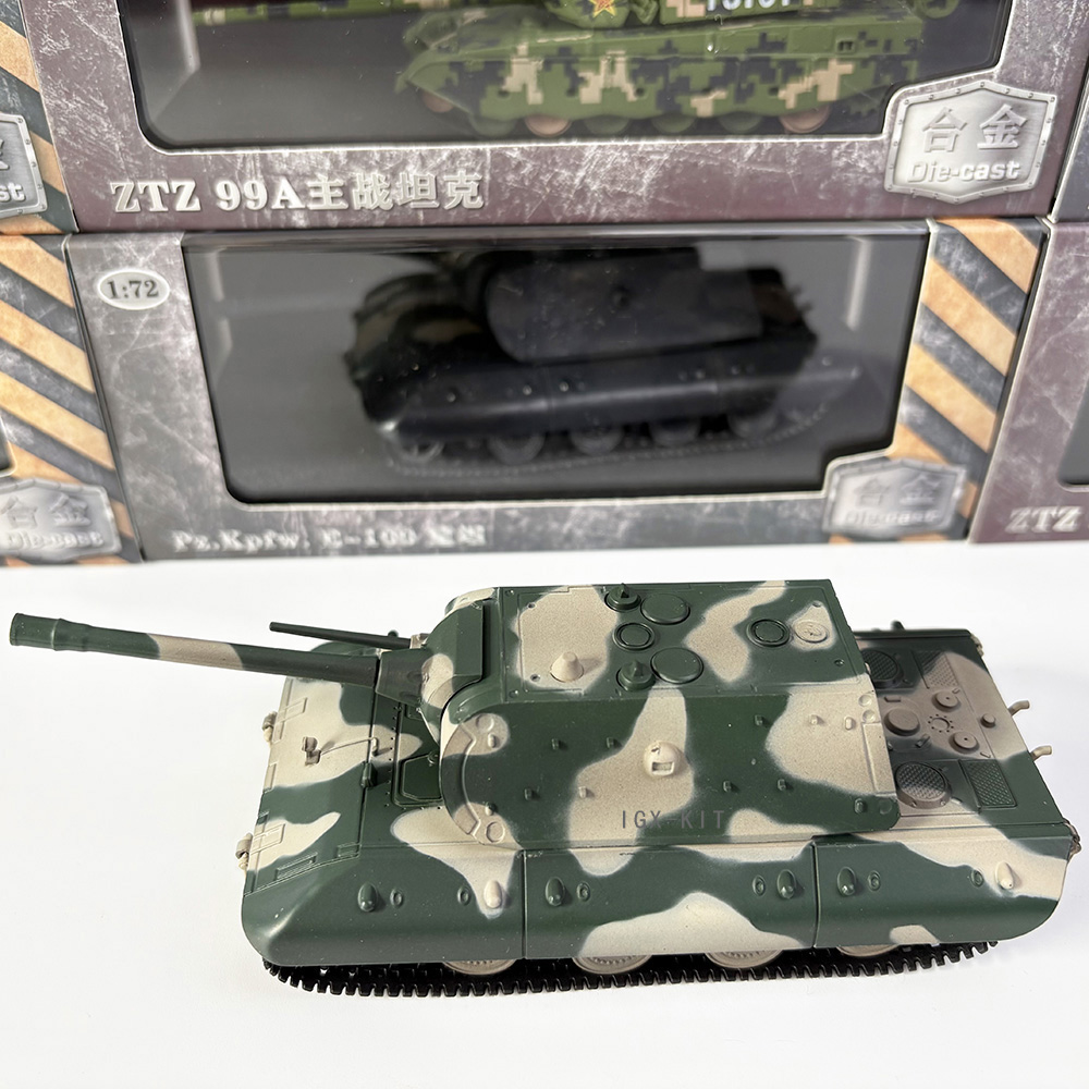 1/72 scale German E-100 heavy  - огляд і ціна Model Kit Tank