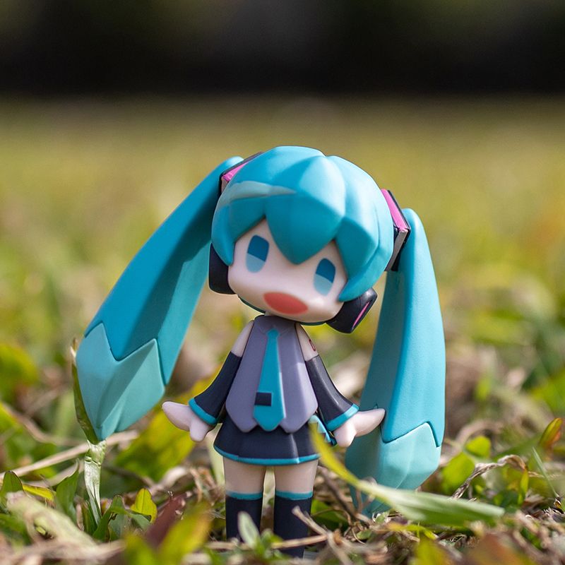Miku Anime Figure & Building B - огляд і ціна Model Kit Bandai