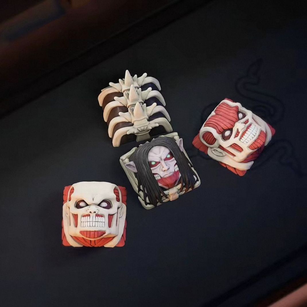 NEW Attack on Titan Co branded - огляд і ціна Model Kit Titanic